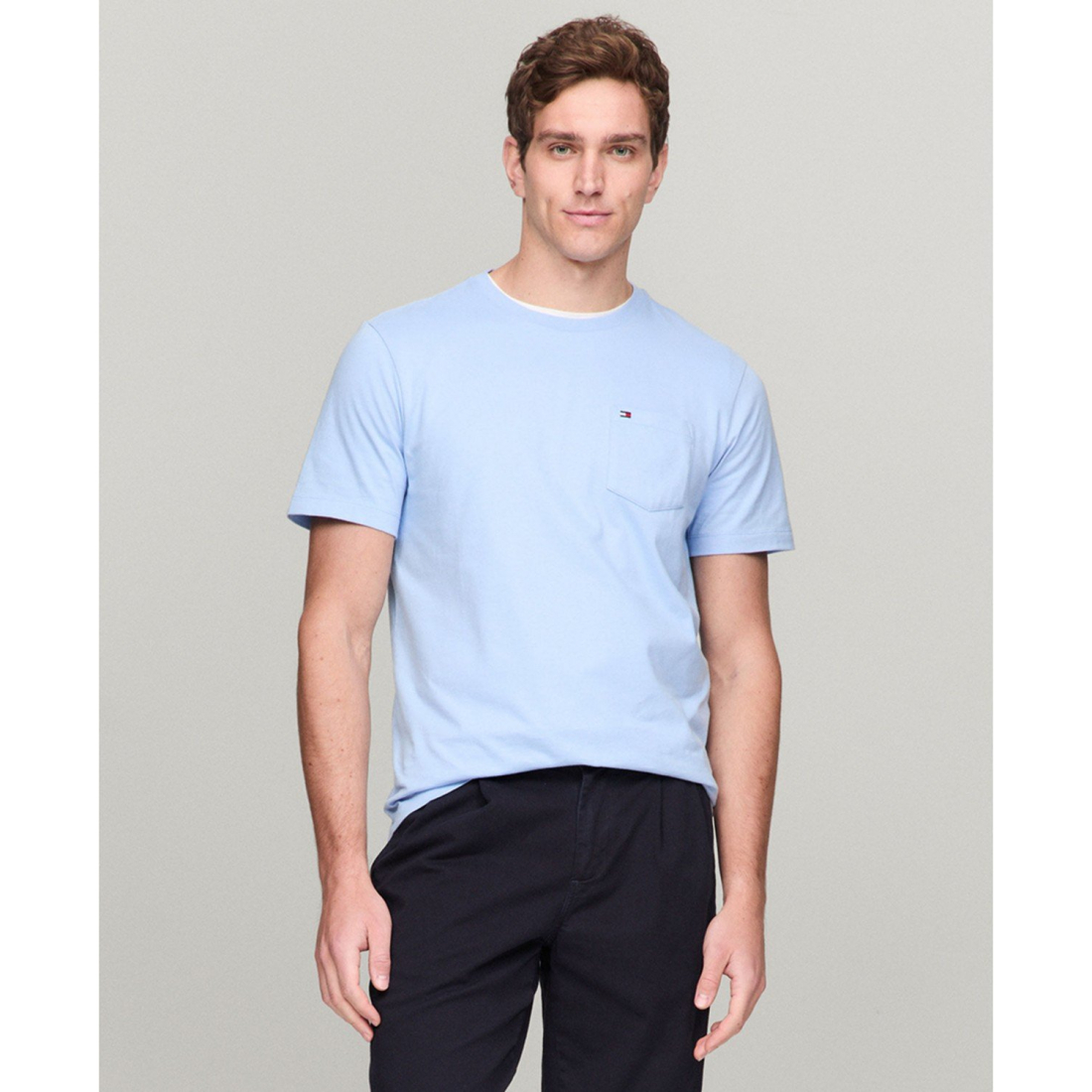 'Essential Solid Pocket T-Shirt' pour Hommes