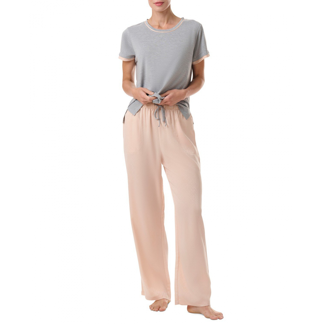 '2-Pc. Short-Sleeve Satin Logo Pajamas Set' pour Femmes